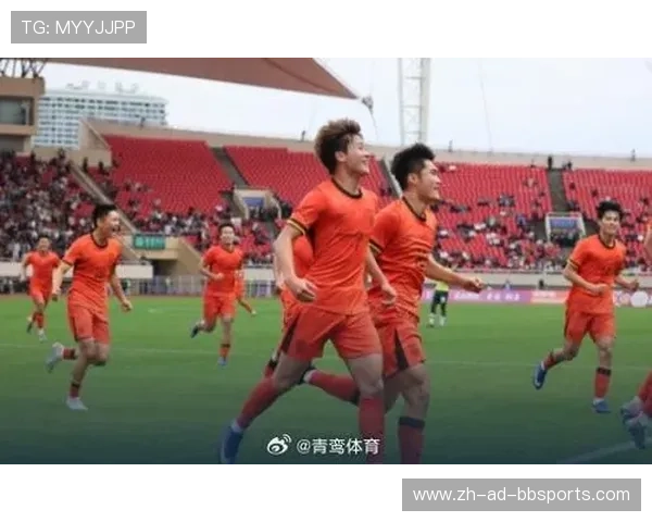 中国U-19男足2比4负澳大利亚U-19杨铭锐在义乌国际青年足球邀请赛独中两元